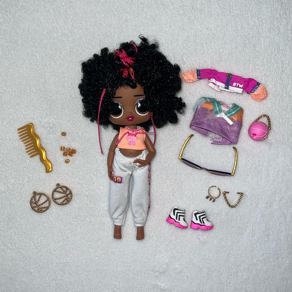 ✅ LOL Surprise Doll Tweens Fashion Doll Hoops Cutie